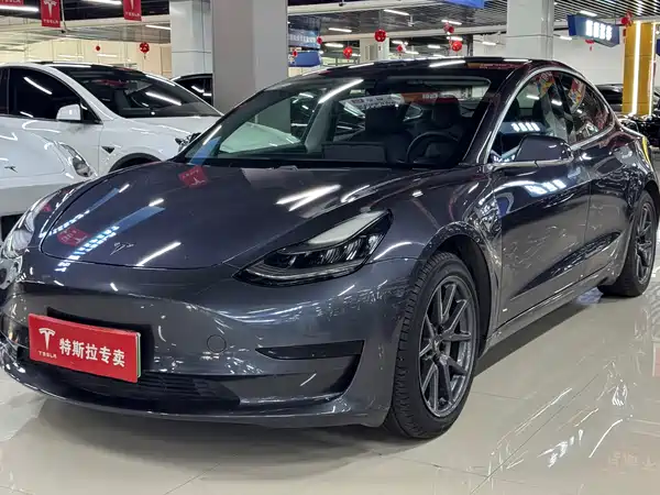 Tesla Model 3 2020