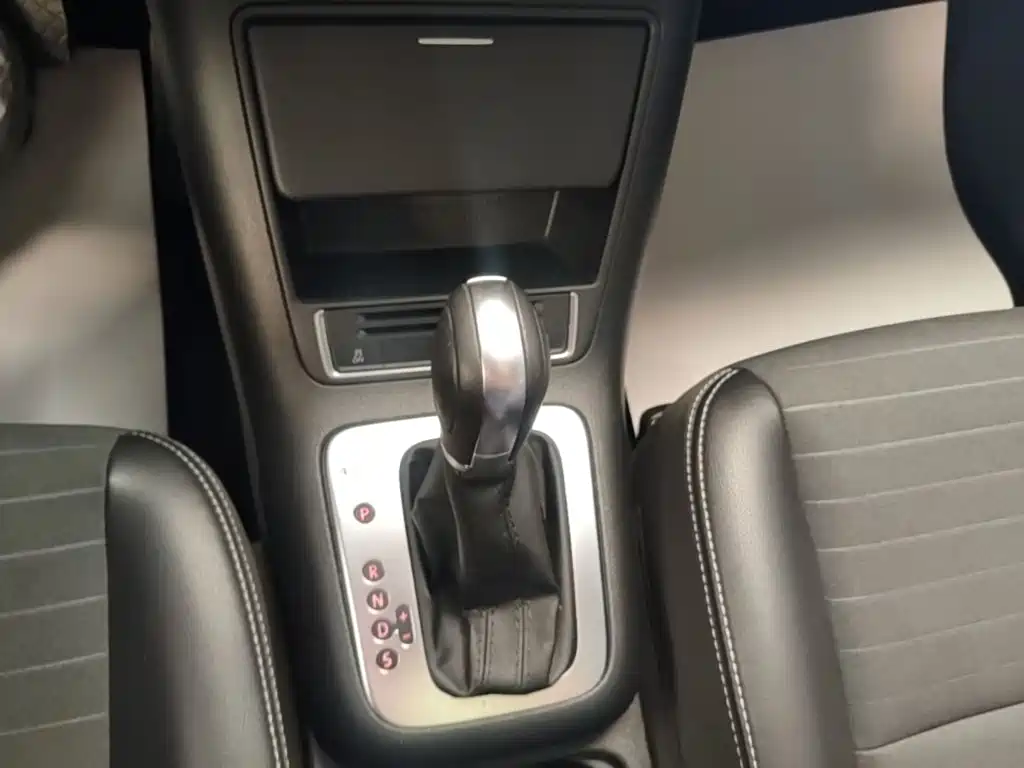 Volkswagen Tiguan 2016 — фото 14