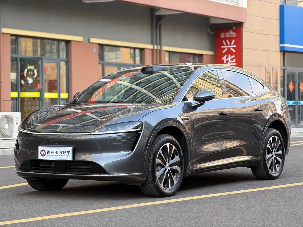 Luxeed Zhijie R7 2025