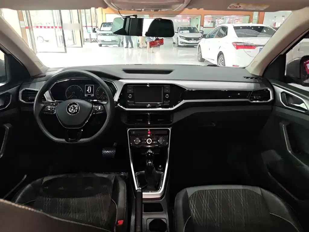 Volkswagen T-Cross 2020 — фото 13