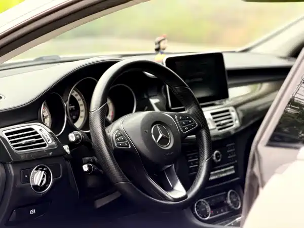 Mercedes-Benz CLS 2015