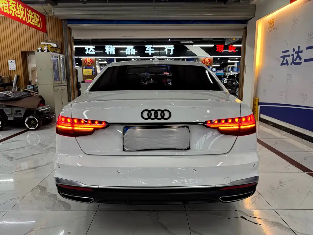 Audi A4L 2021 — фото 11