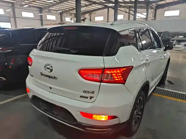 GAC Trumpchi GS4 2017