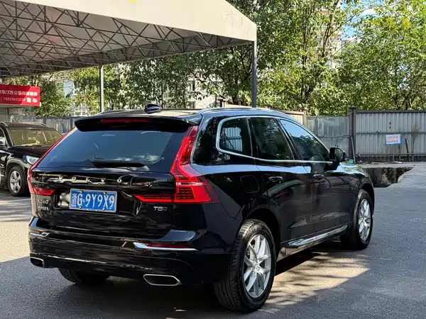 Volvo XC60 2021