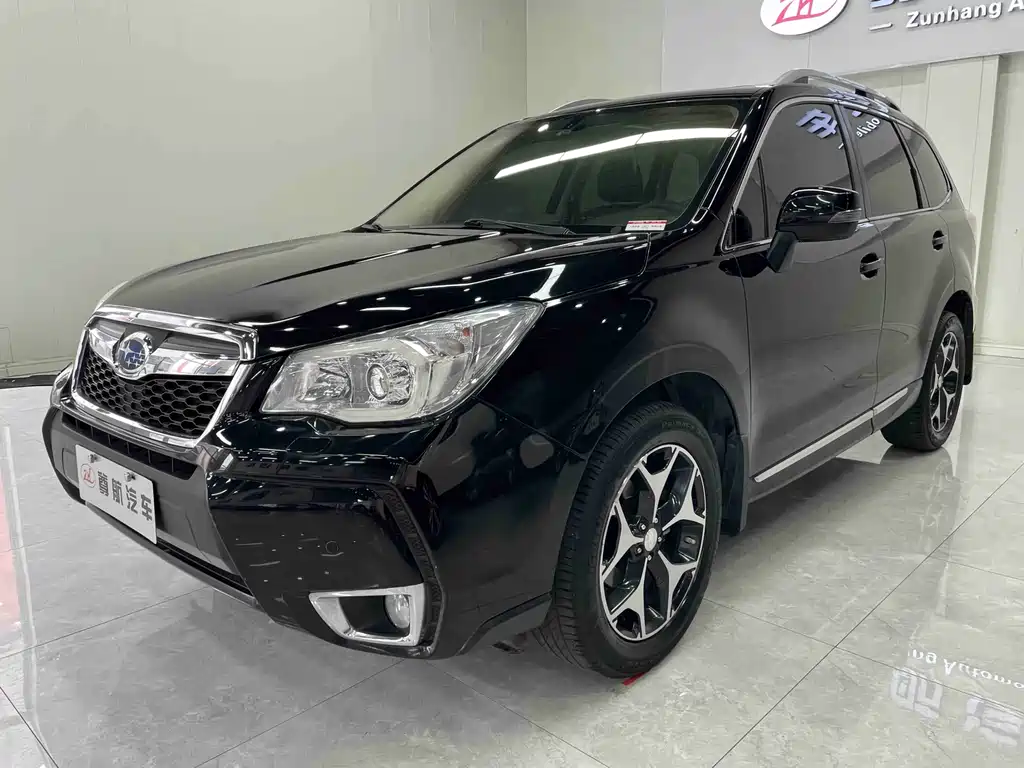 Subaru Forester 2014 — фото 4