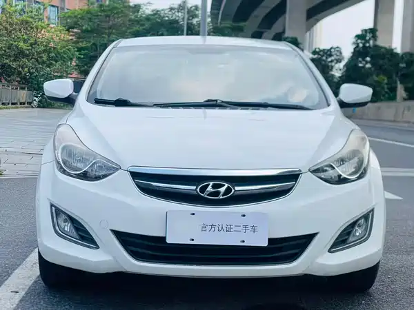 Hyundai Elantra Langdong 2015