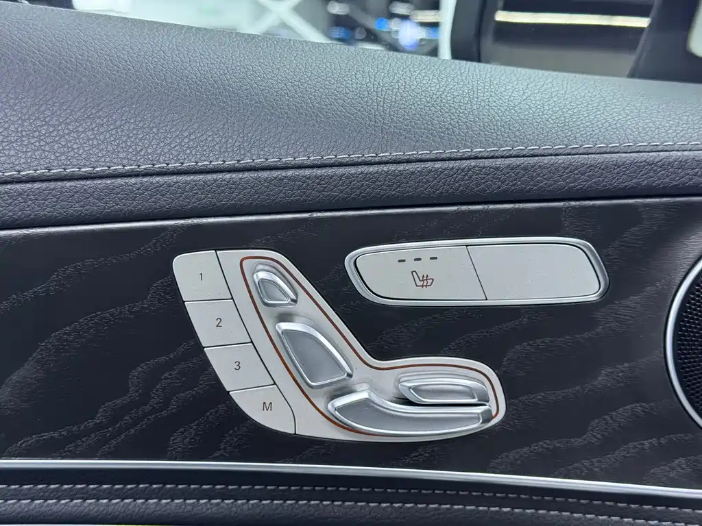 Mercedes-Benz C-Class 2020 — фото 17