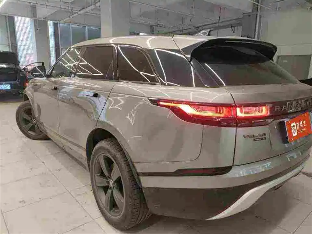 Land Rover Velar 2019 — фото 5