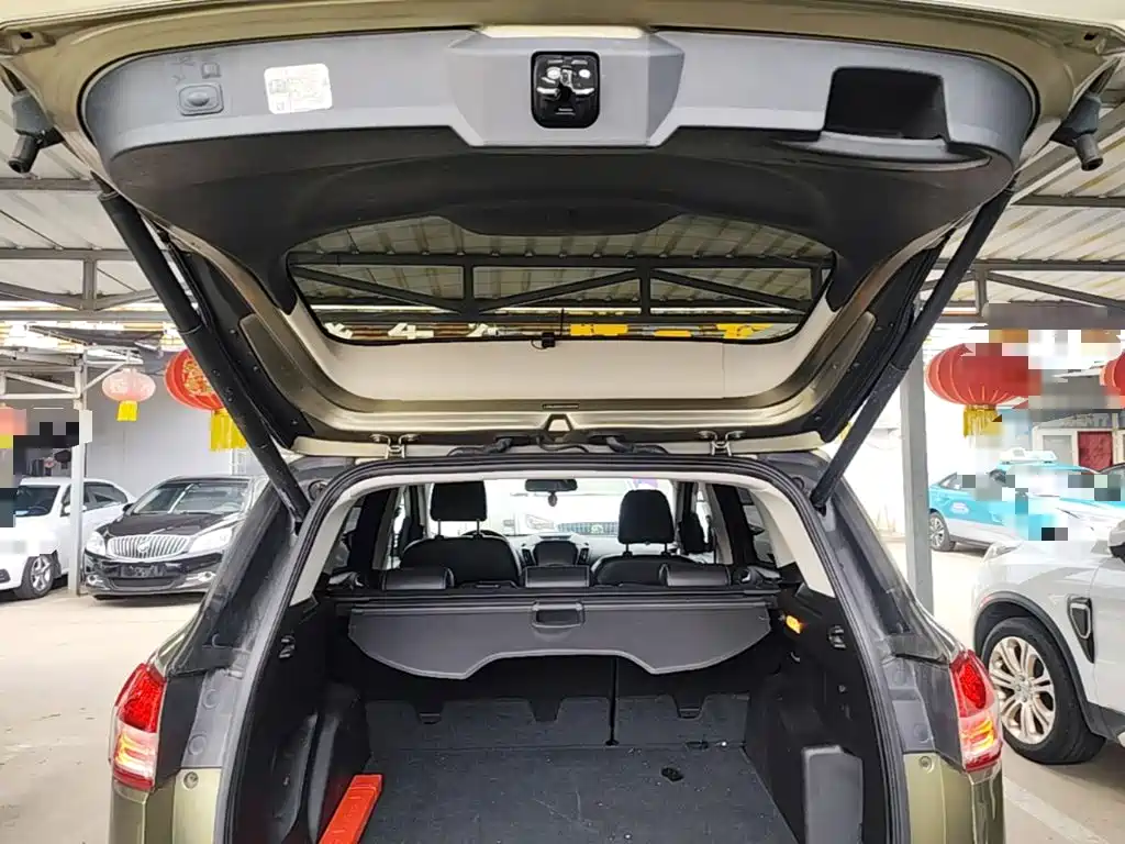 Ford Kuga 2015 — фото 19