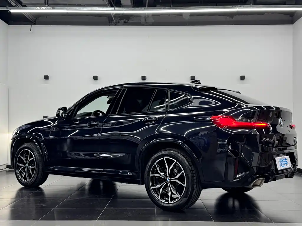 BMW X4 2024 — фото 13