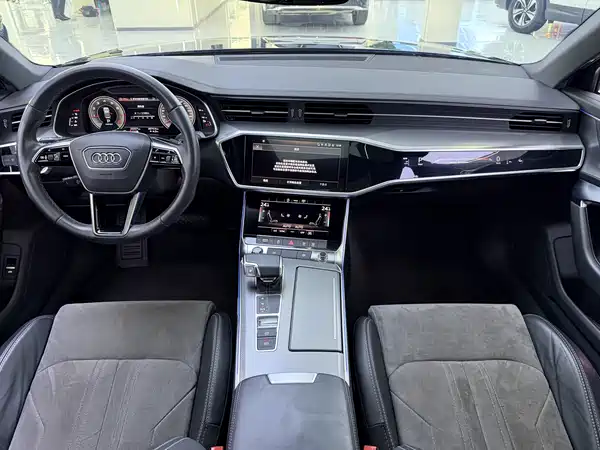 Audi A6L 2021