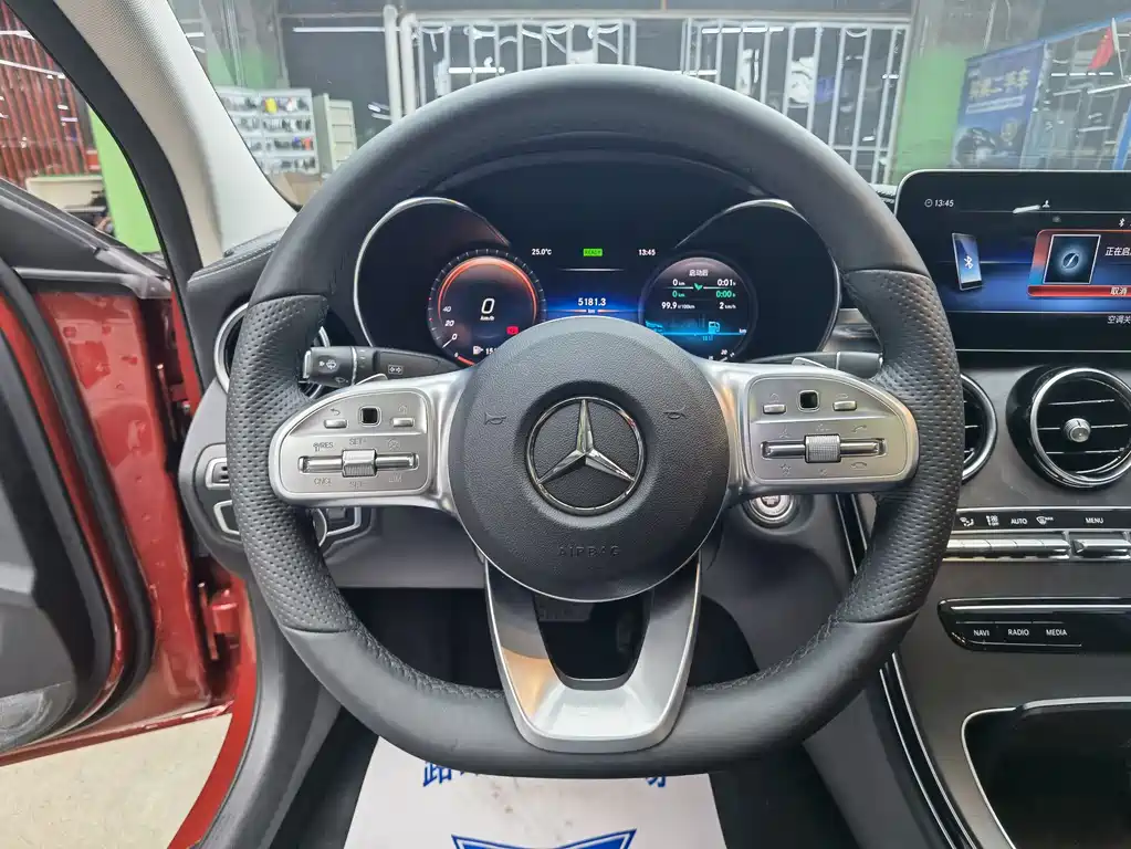 Mercedes-Benz C-Class 2020 — фото 9