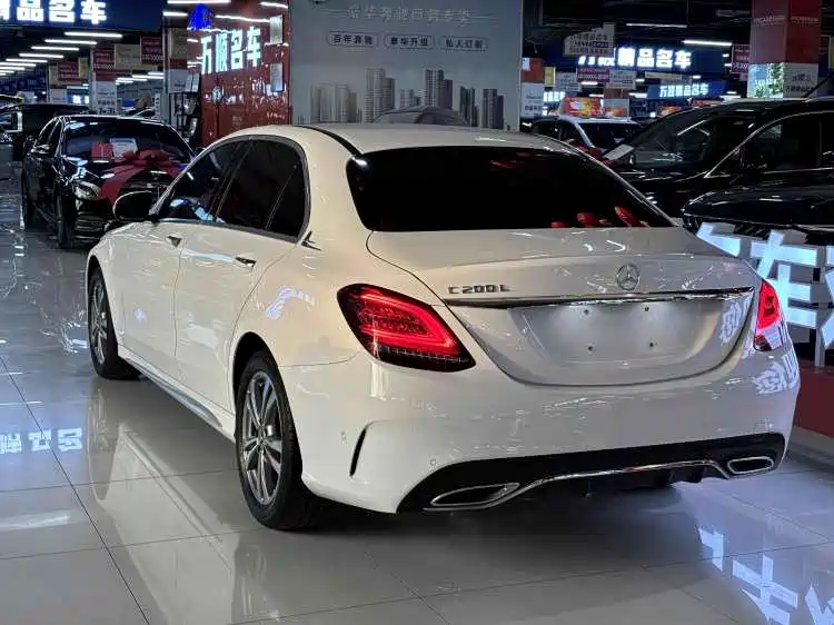 Mercedes-Benz C-Class 2020 — фото 19