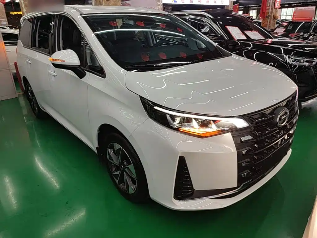 GAC Motor Trumpchi M6 2023 — фото 4