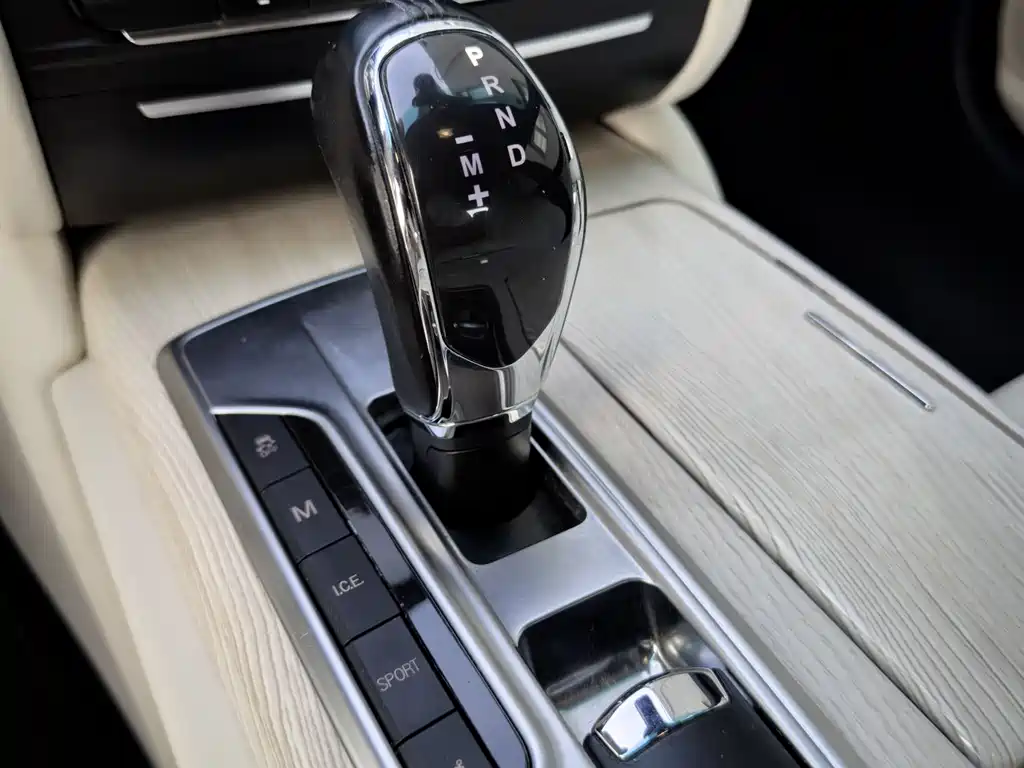 Maserati Quattroporte 2014 — фото 13