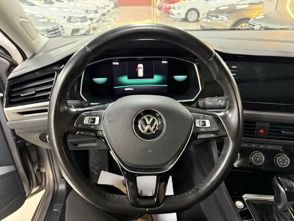 Volkswagen Sagitar 2021