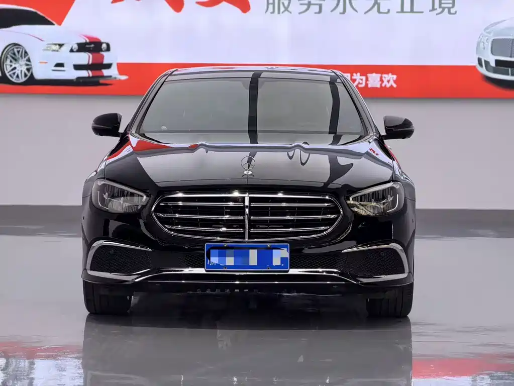 Mercedes-Benz E-Class 2023