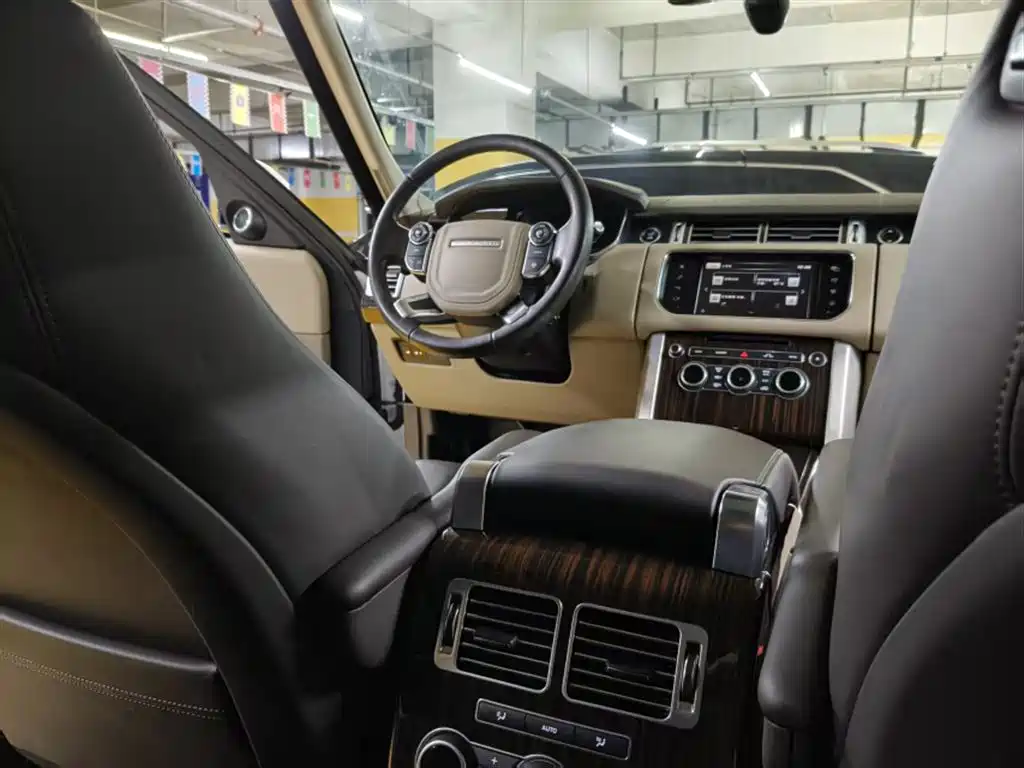 Land Rover Range Rover 2016 — фото 16
