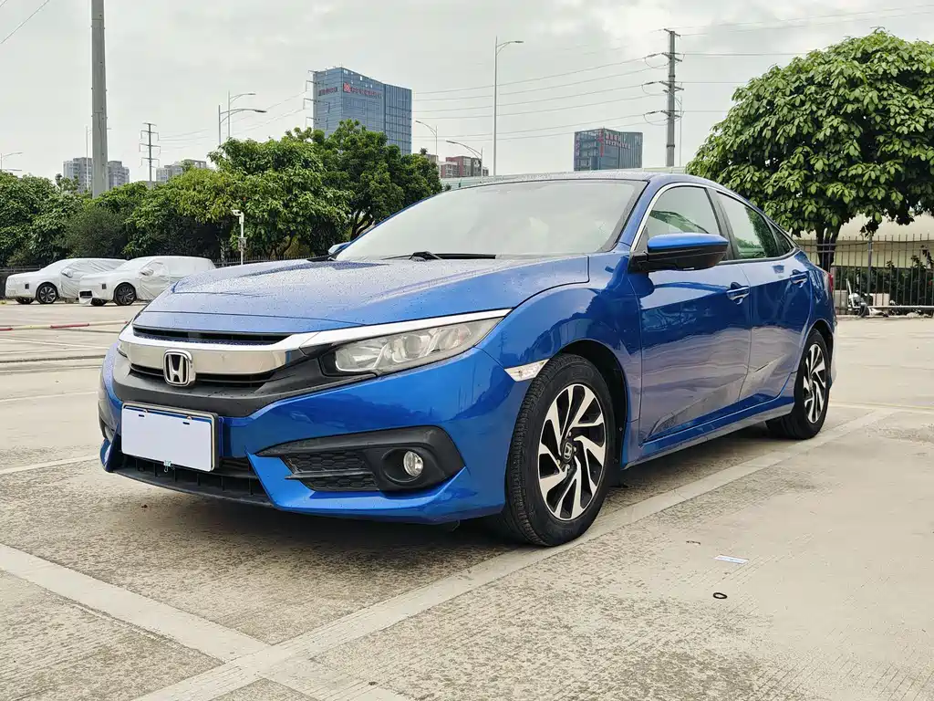 Honda Civic 2018 — фото 1