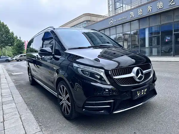 Mercedes-Benz V-Class 2022