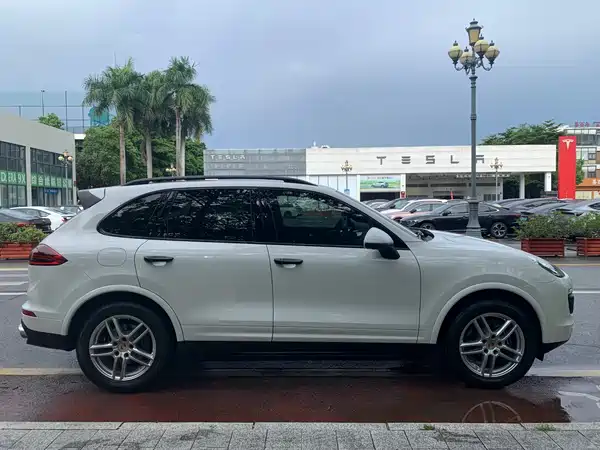Porsche Cayenne 2017