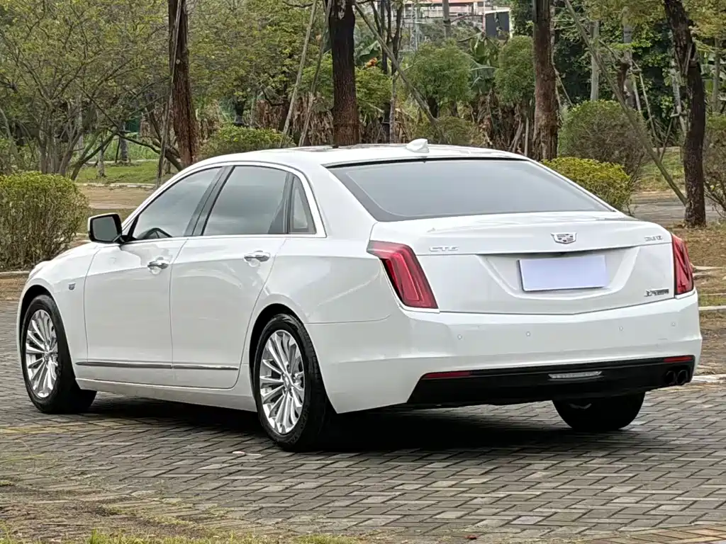 Cadillac CT6 2018 — фото 6
