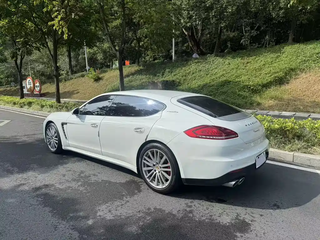 Porsche Panamera 2014 — фото 2