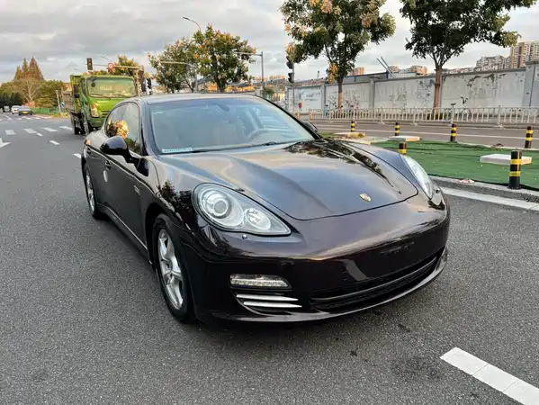 Porsche Panamera 2012