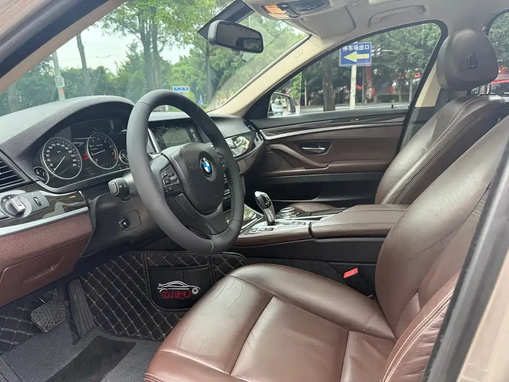BMW 5 Series 2014 — фото 12