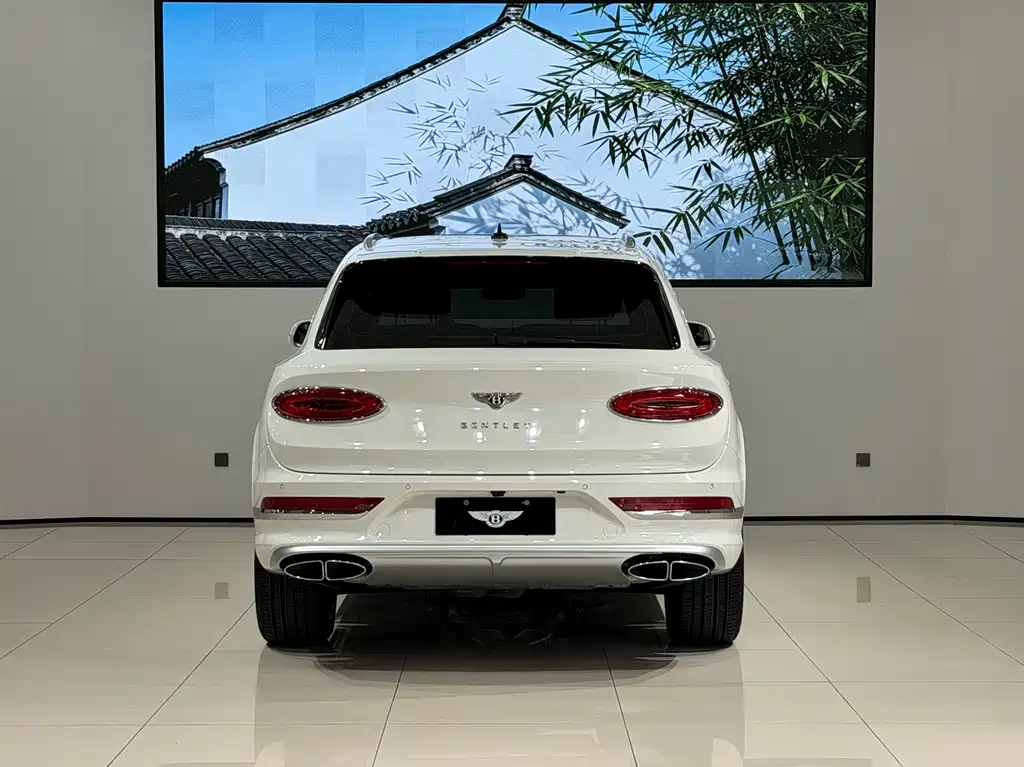 Bentley Bentayga 2024