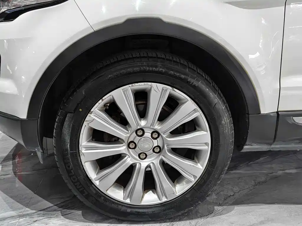 Land Rover Evoque 2015 — фото 18