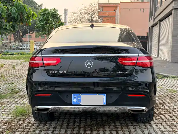 Mercedes-Benz GLE Coupe 2015