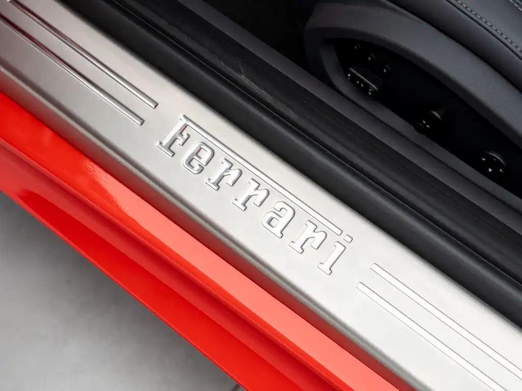 Ferrari F12berlinetta 2014 — фото 13