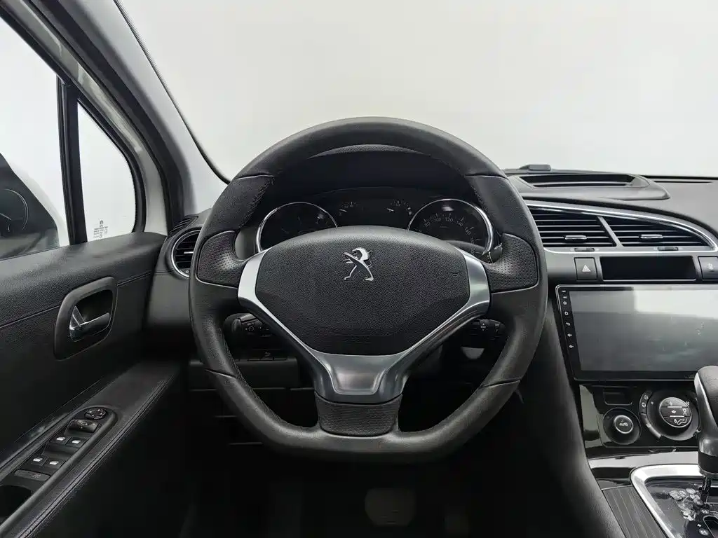 Peugeot 3008 2013 — фото 11