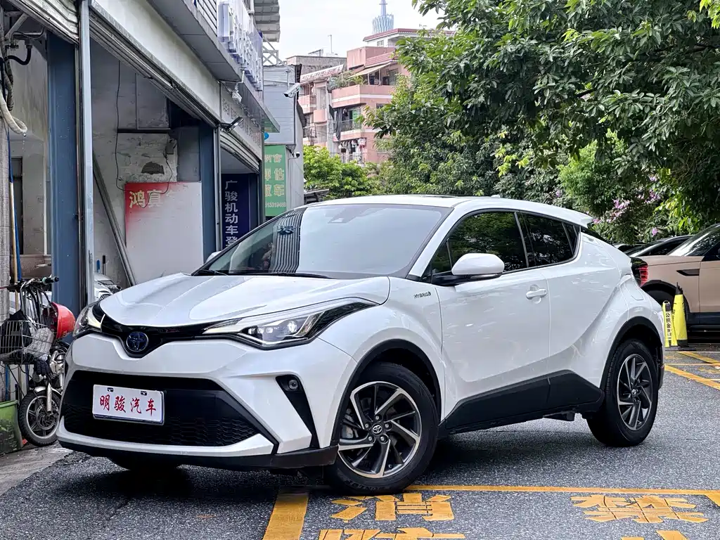 Toyota C-HR 2023