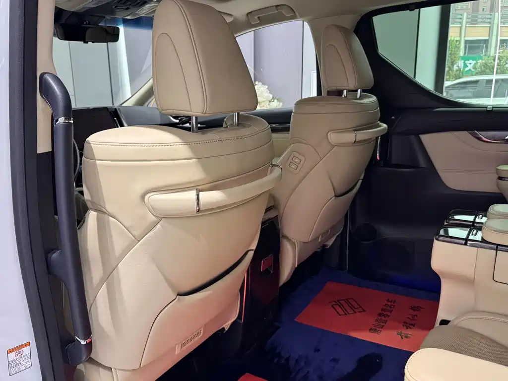 Toyota Vellfire 2022 — фото 26