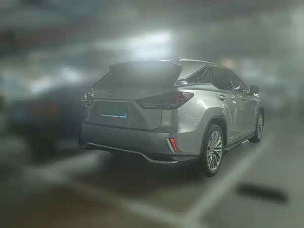 Lexus RX 2021