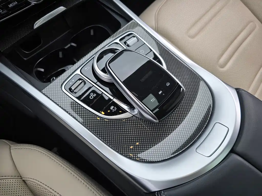Mercedes-Benz G-Class 2023 — фото 10