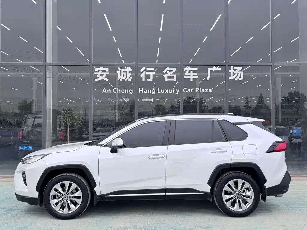 Toyota Wildlander 2021 — фото 4