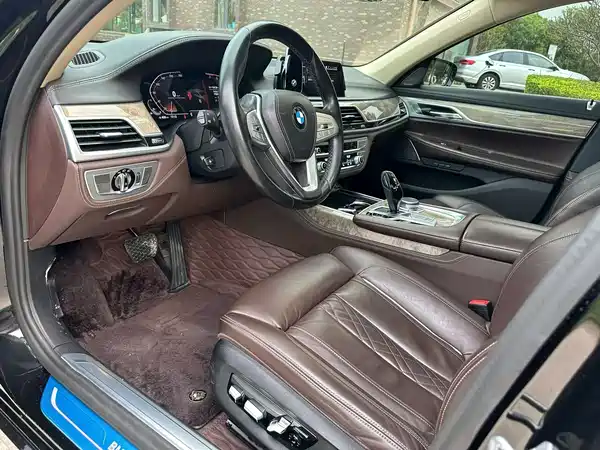 BMW 7 Series 2019