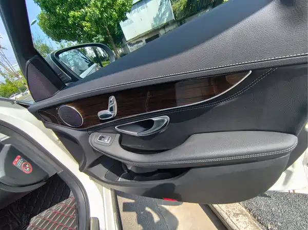 Mercedes-Benz C-Class 2015
