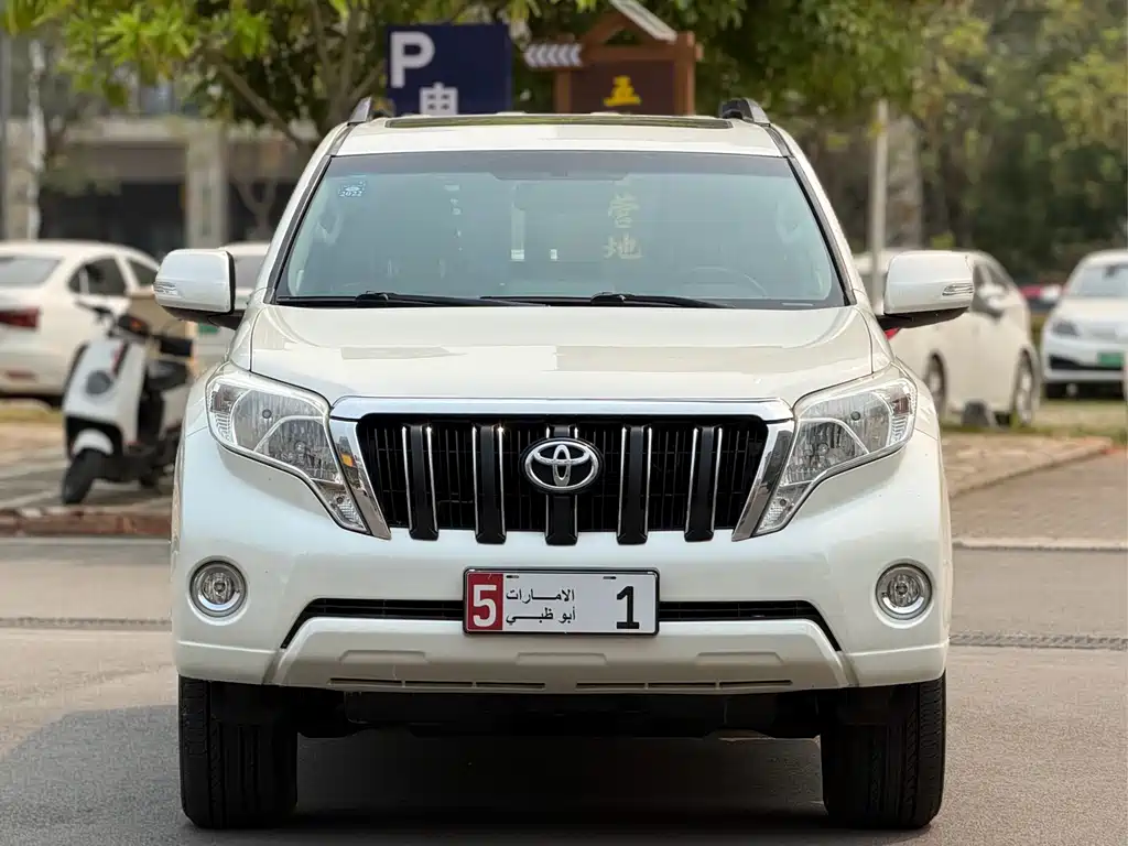 Toyota Prado 2016 — фото 2