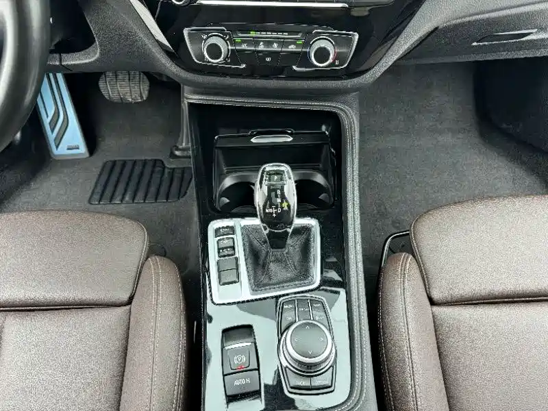 BMW 1 Series 2023 — фото 13