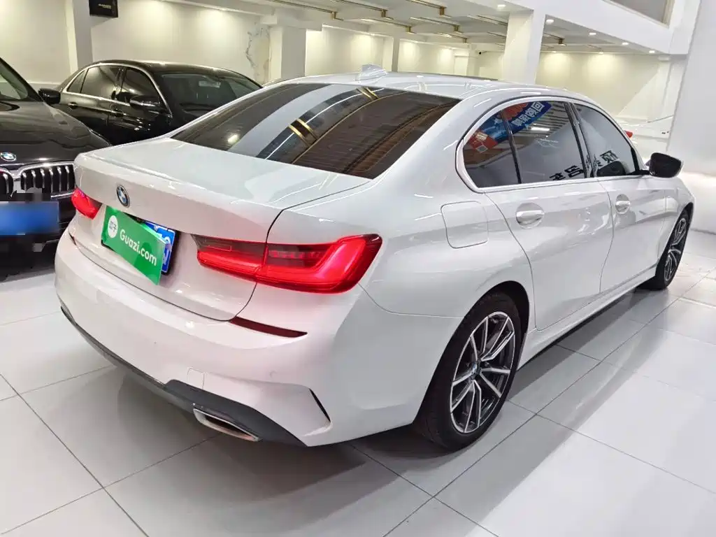 BMW 3 Series 2022