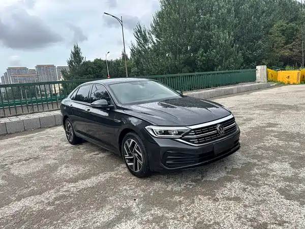 Volkswagen Sagitar 2023