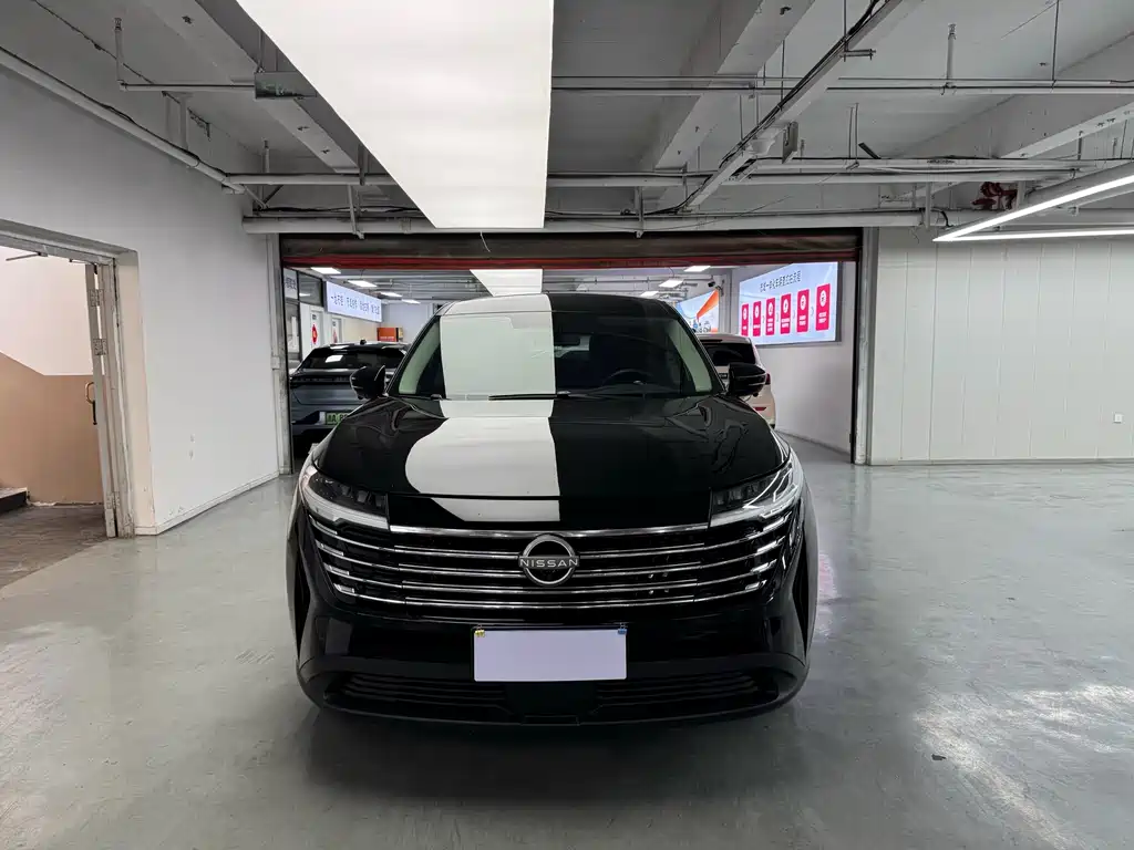 Nissan Teramont 2025
