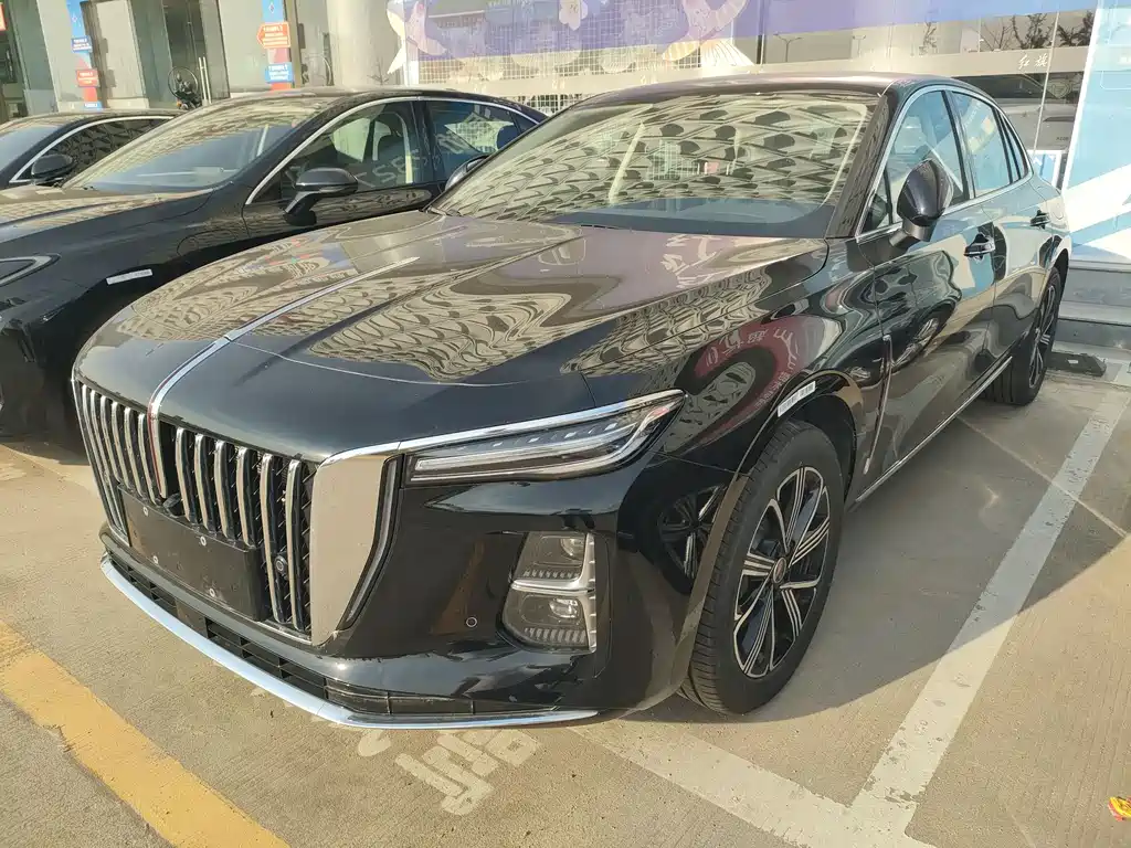 Hongqi H5 PHEV 2025