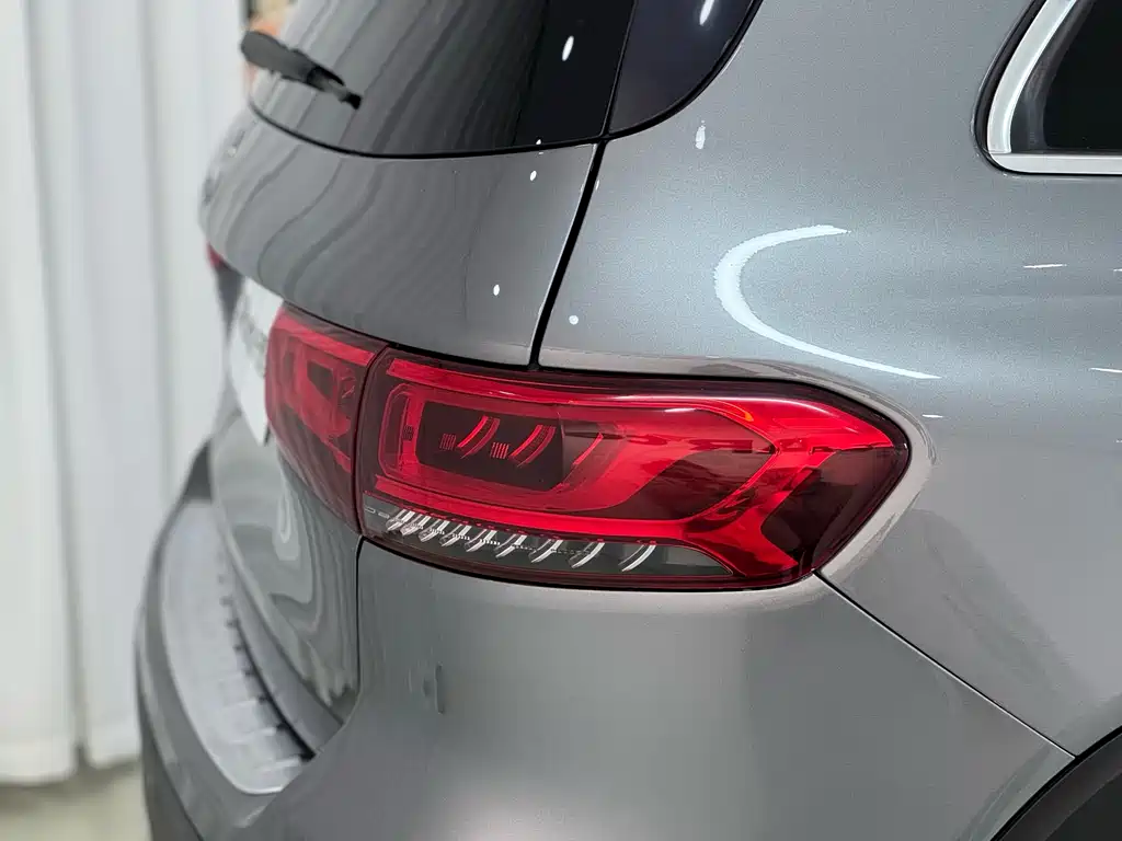 Mercedes-Benz GLB 2020 — фото 21