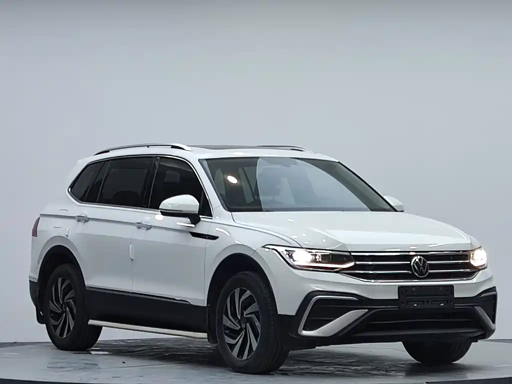 Volkswagen Tiguan L 2023