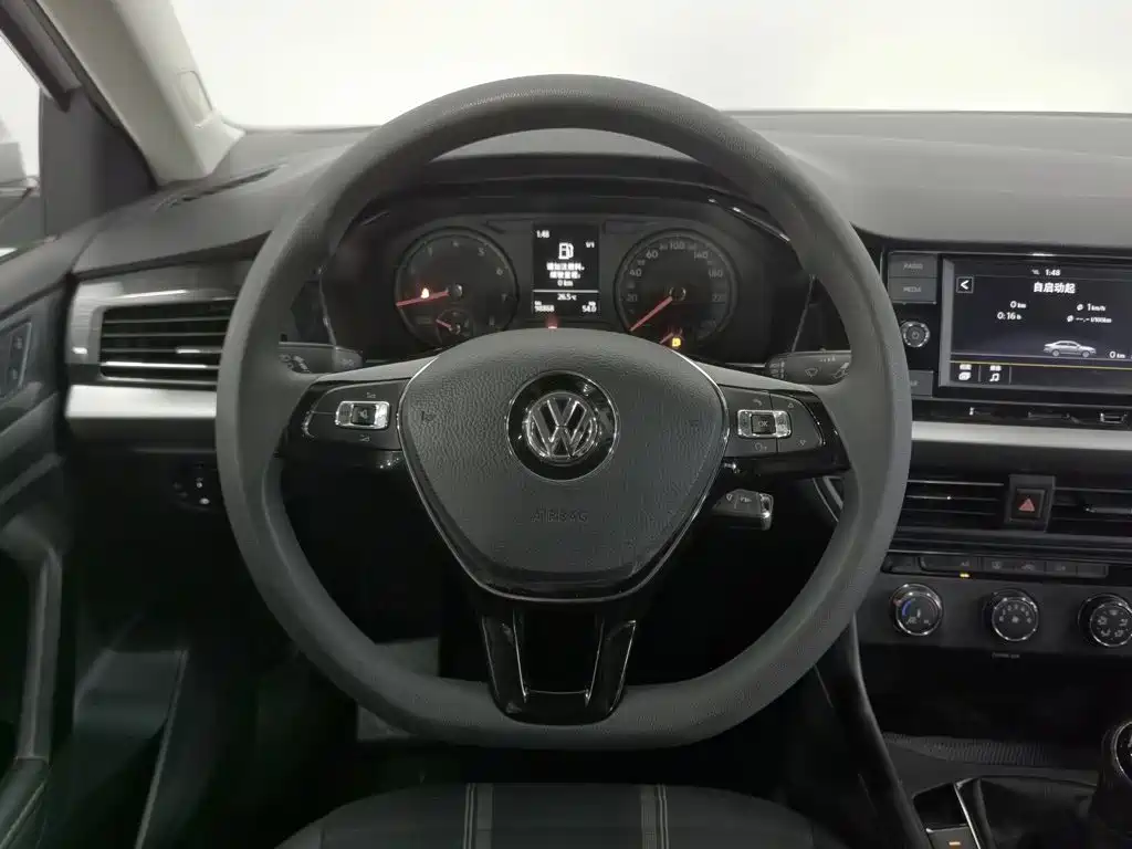 Volkswagen Lavida 2019 — фото 11